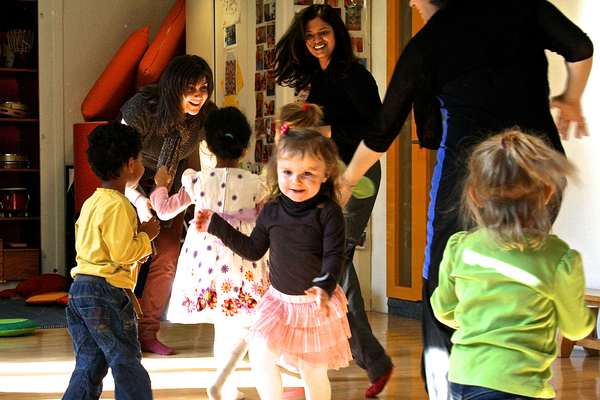 Danse en famille - Parents et enfants en mouvement