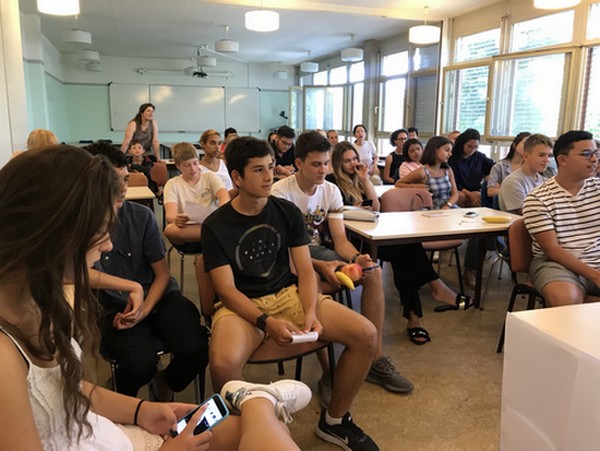 Apprendre l'anglais ou le français en camp d'été